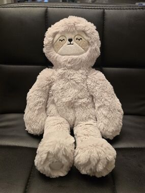 Plush Sloth Stuffed Animal - Soft Light Cream Cuddly Toy